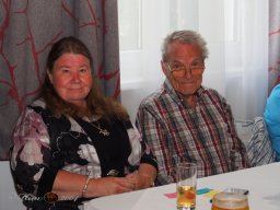 Künstler helfen Kinder - Mit Musik zur Menschlichkeit